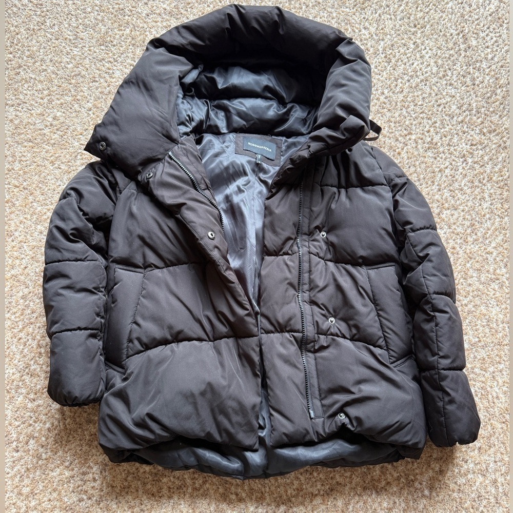 BCBG MAXAZRIA puffer short jacket size xs black
